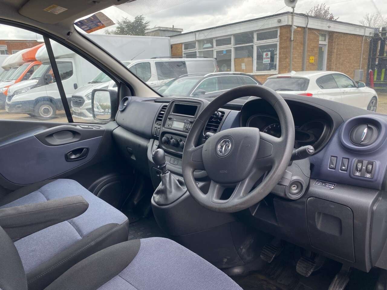 A 2016 VAUXHALL VIVARO 1.6 CDTI 2900 BITURBO ECOFLEX L1 H1 SWB 120BHP. AIRCON. SENSORS. 1 PREVIOUS A 2016 VAUXHALL VIVARO 1.6 CDTI 2900 BITURBO ECOFLEX L1 H1 SWB 120BHP. AIRCON. SENSORS. 1 PREVIOUS