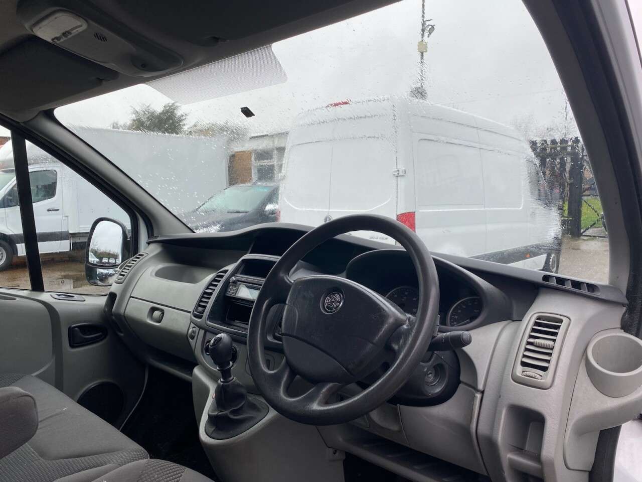 A 2014 VAUXHALL VIVARO 2.0 2700 CDTI ECOFLEX FWD L1 SWB 90BHP. REAR SENSORS. 118K MLS. PX. A 2014 VAUXHALL VIVARO 2.0 2700 CDTI ECOFLEX FWD L1 SWB 90BHP. REAR SENSORS. 118K MLS. PX.