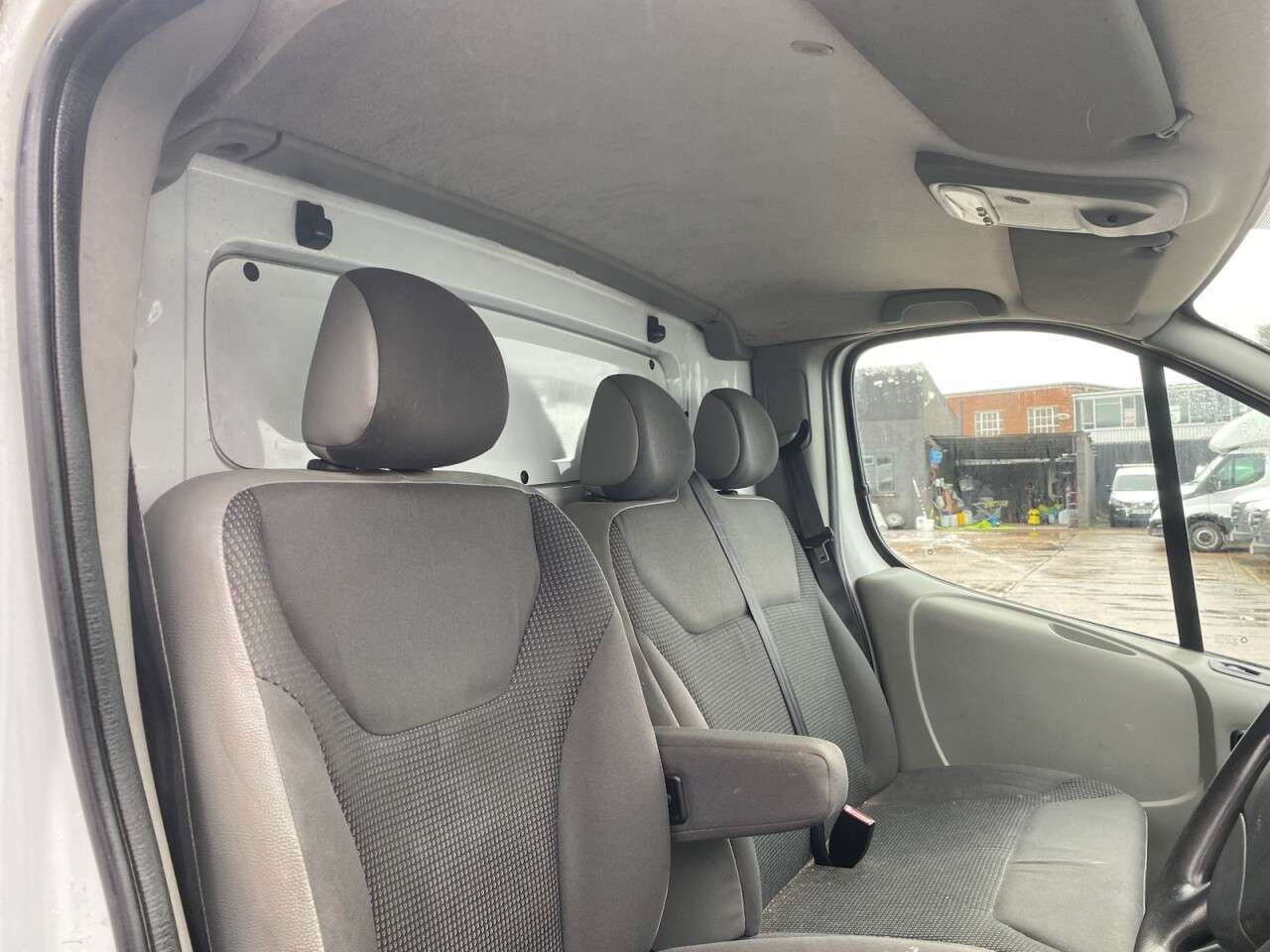 2014 VAUXHALL VIVARO 2014 VAUXHALL VIVARO