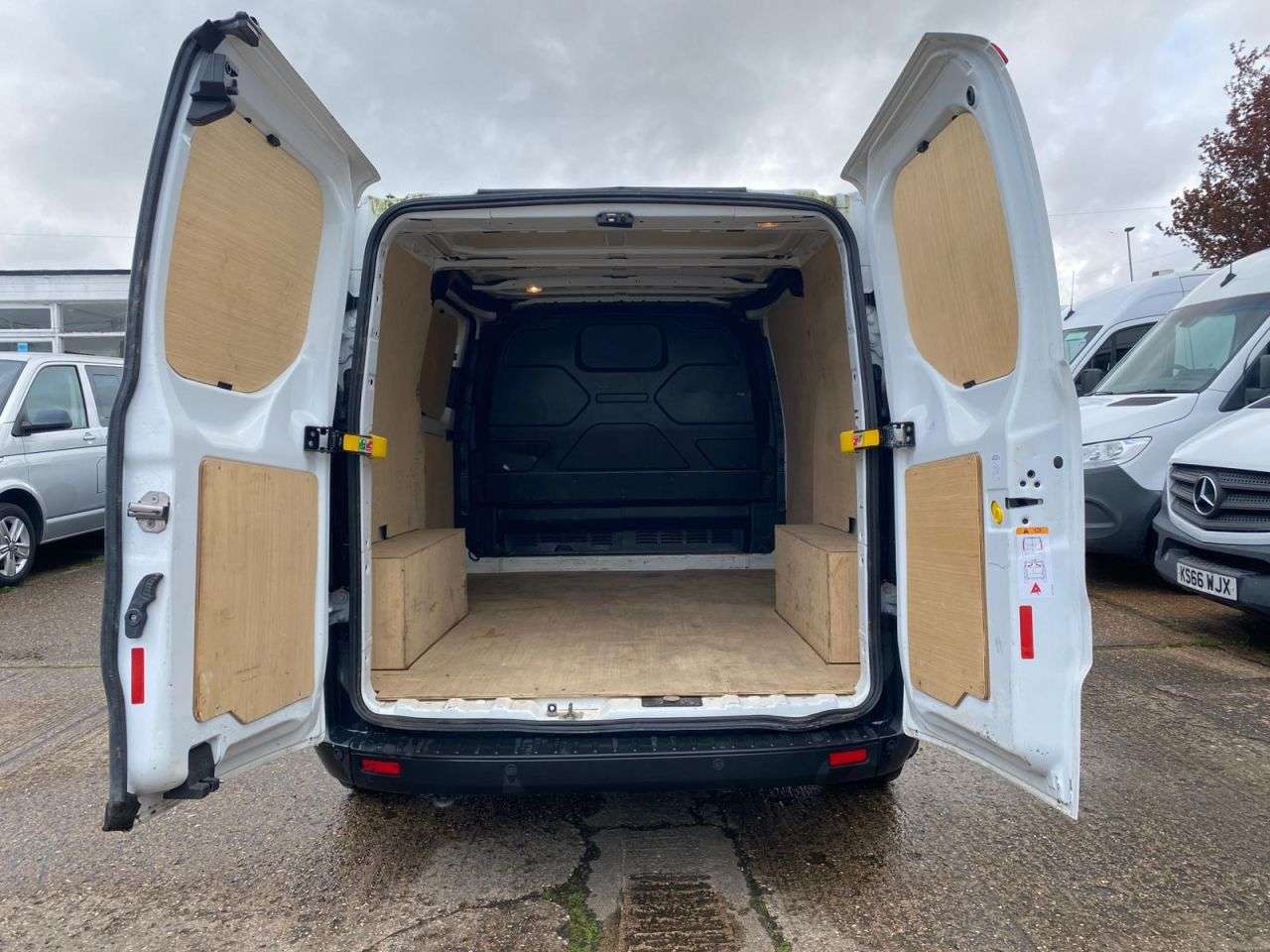 2023 FORD TRANSIT CUSTOM 2023 FORD TRANSIT CUSTOM
