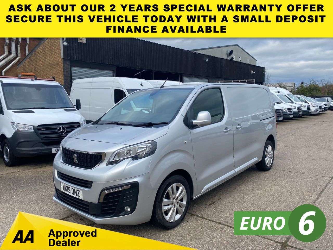 A 2019 PEUGEOT EXPERT 2.0 BLUE HDI PROFESSIONAL PLUS MWB 120BHP. AIRCON. LOW 69K MLS. APPLE CAR P A 2019 PEUGEOT EXPERT 2.0 BLUE HDI PROFESSIONAL PLUS MWB 120BHP. AIRCON. LOW 69K MLS. APPLE CAR P