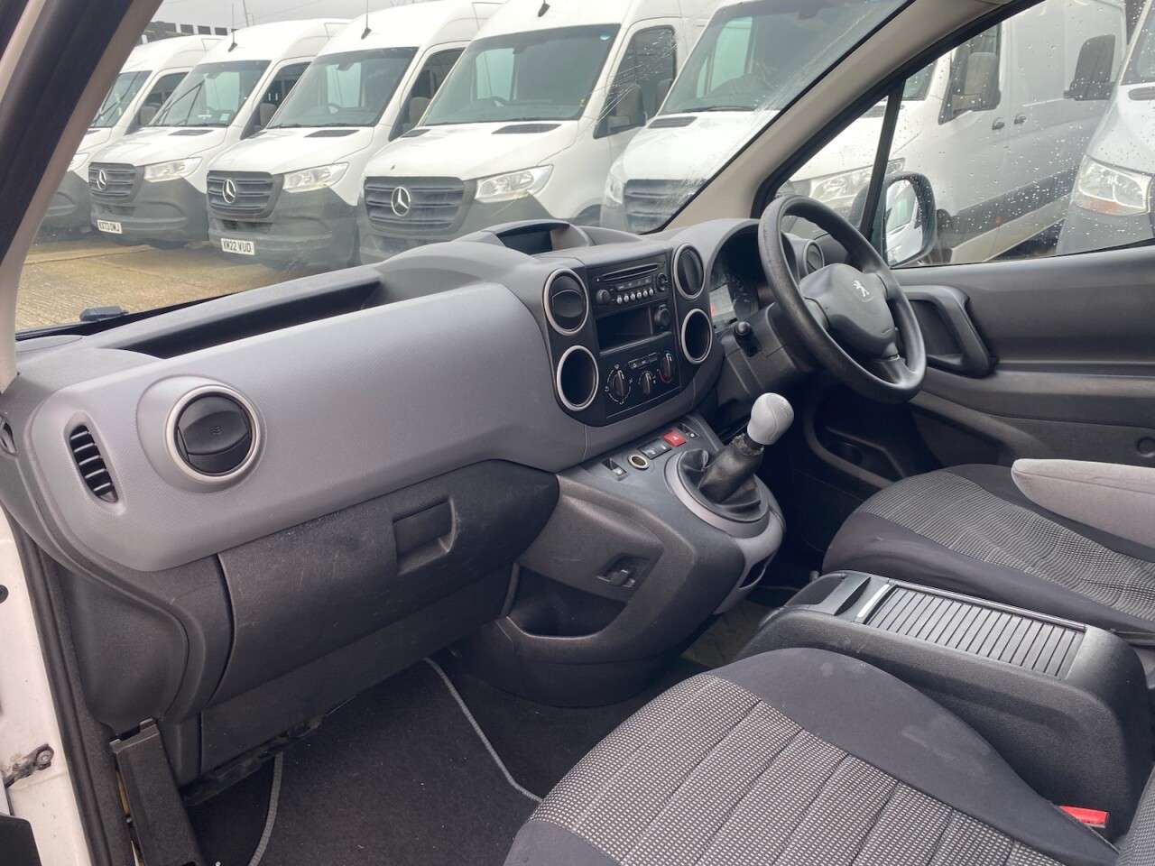 2013 PEUGEOT PARTNER 2013 PEUGEOT PARTNER