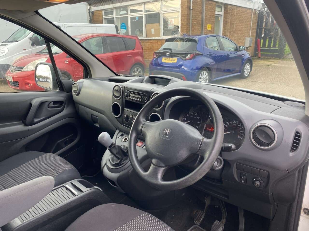 2013 PEUGEOT PARTNER 2013 PEUGEOT PARTNER