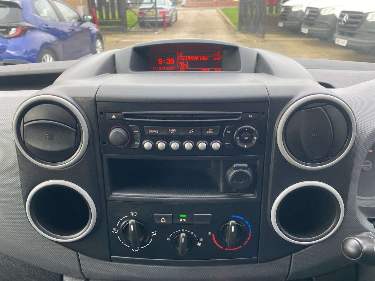 2013 PEUGEOT PARTNER 2013 PEUGEOT PARTNER