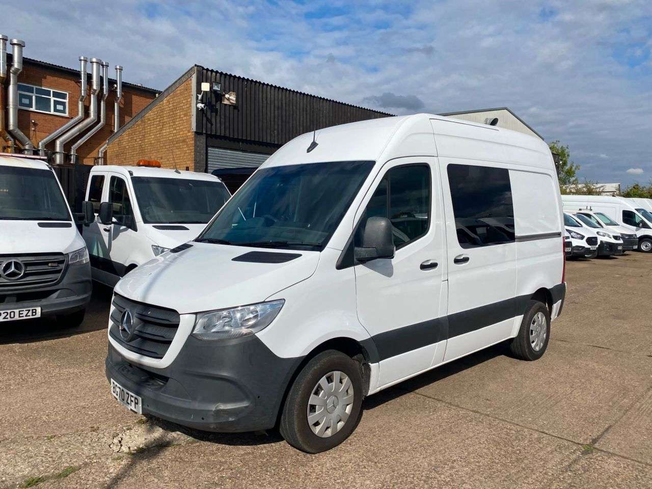 A 2020 MERCEDES-BENZ SPRINTER 2.1 314 CDI L1 H2 SWB PROGRESSIVE PREMIUM 140BHP FWD. AC. SENSORS. CAMERA. A 2020 MERCEDES-BENZ SPRINTER 2.1 314 CDI L1 H2 SWB PROGRESSIVE PREMIUM 140BHP FWD. AC. SENSORS. CAMERA.