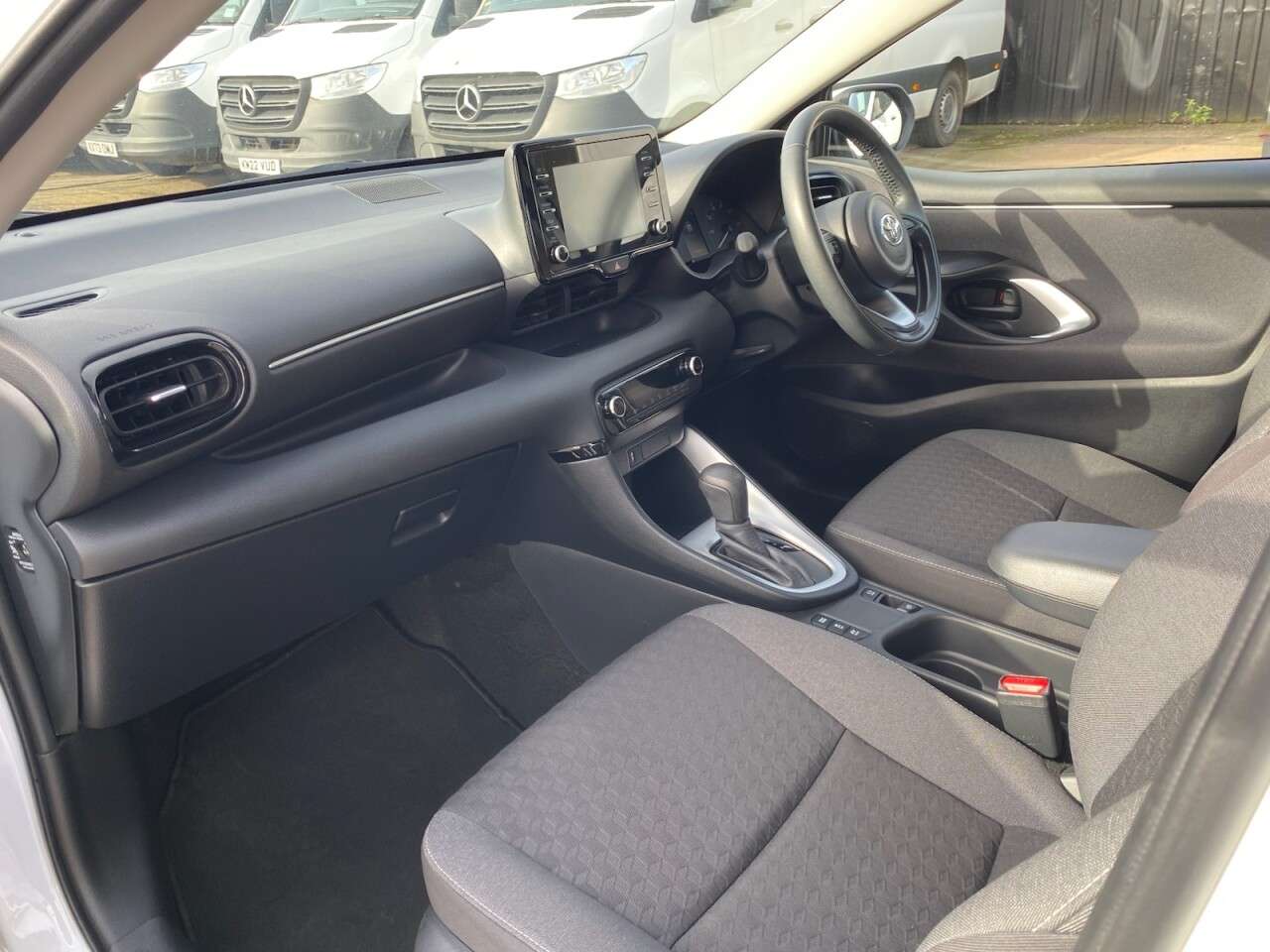 2023 TOYOTA YARIS 2023 TOYOTA YARIS