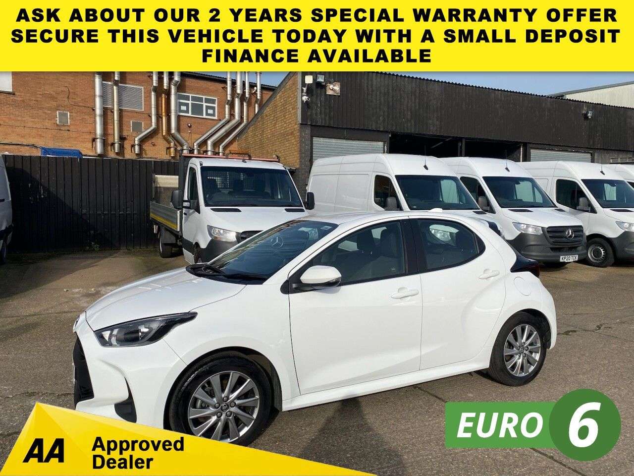 A 2023 TOYOTA YARIS 1.5 VVT-H ICON HATCHBACK 5DR PETROL HYBRID E-CVT 115BHP. EURO 6. REVERSING A 2023 TOYOTA YARIS 1.5 VVT-H ICON HATCHBACK 5DR PETROL HYBRID E-CVT 115BHP. EURO 6. REVERSING