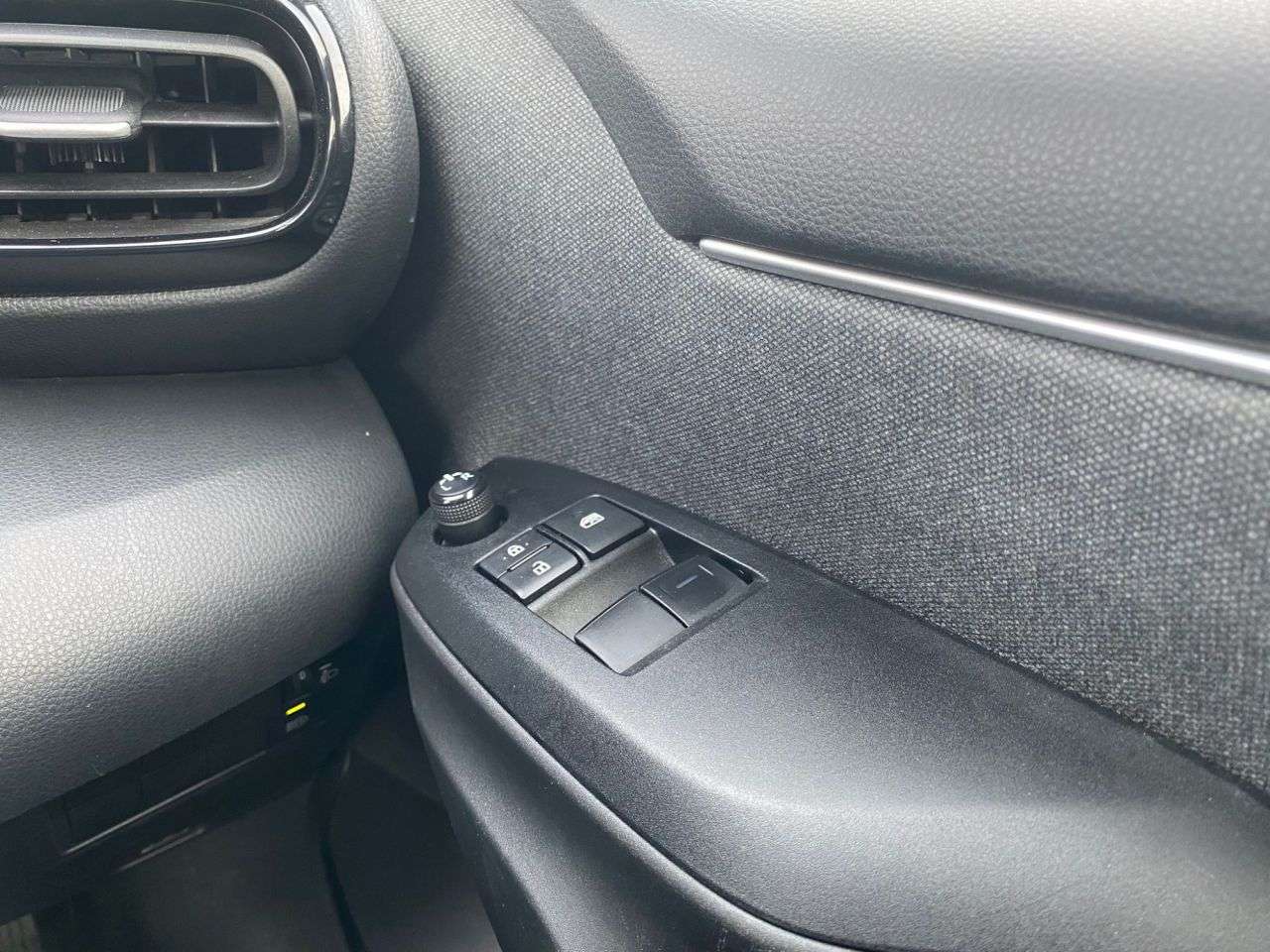 2022 TOYOTA YARIS 2022 TOYOTA YARIS