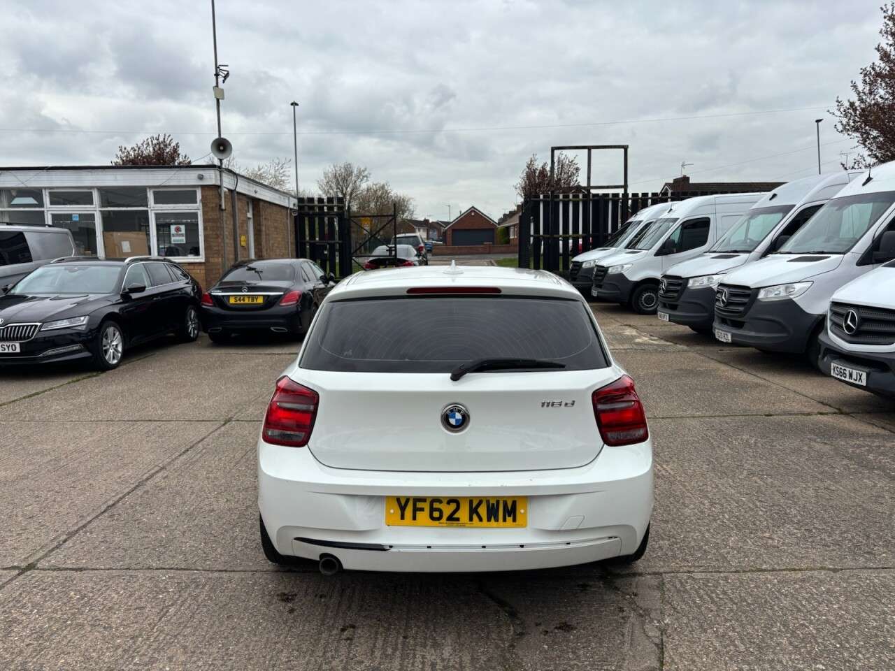 2012 BMW 1 SERIES 2012 BMW 1 SERIES