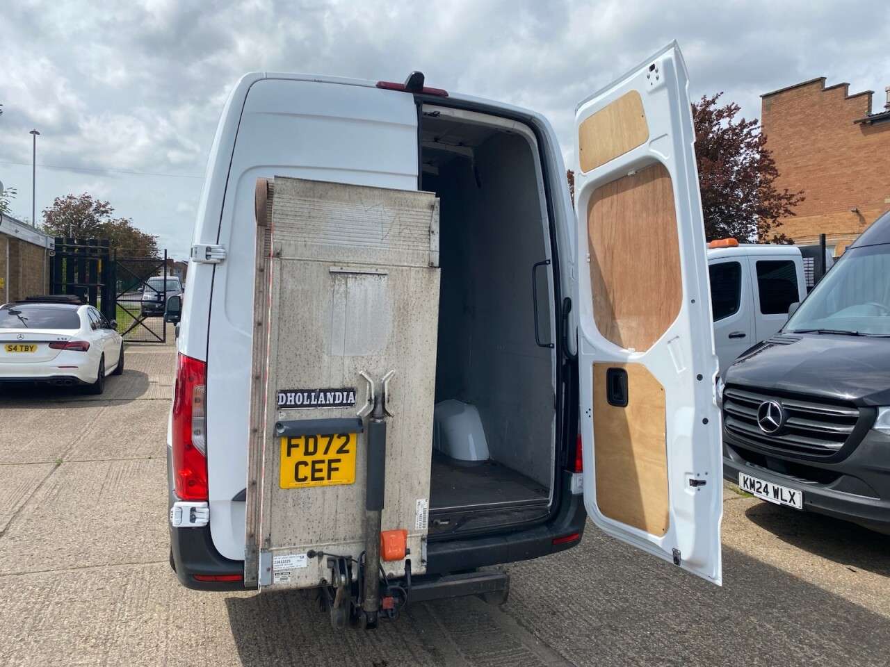 2023 MERCEDES-BENZ SPRINTER 2023 MERCEDES-BENZ SPRINTER