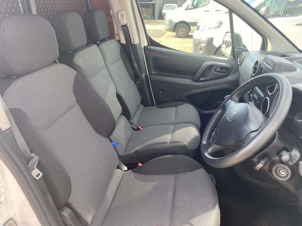 2018 PEUGEOT PARTNER 2018 PEUGEOT PARTNER