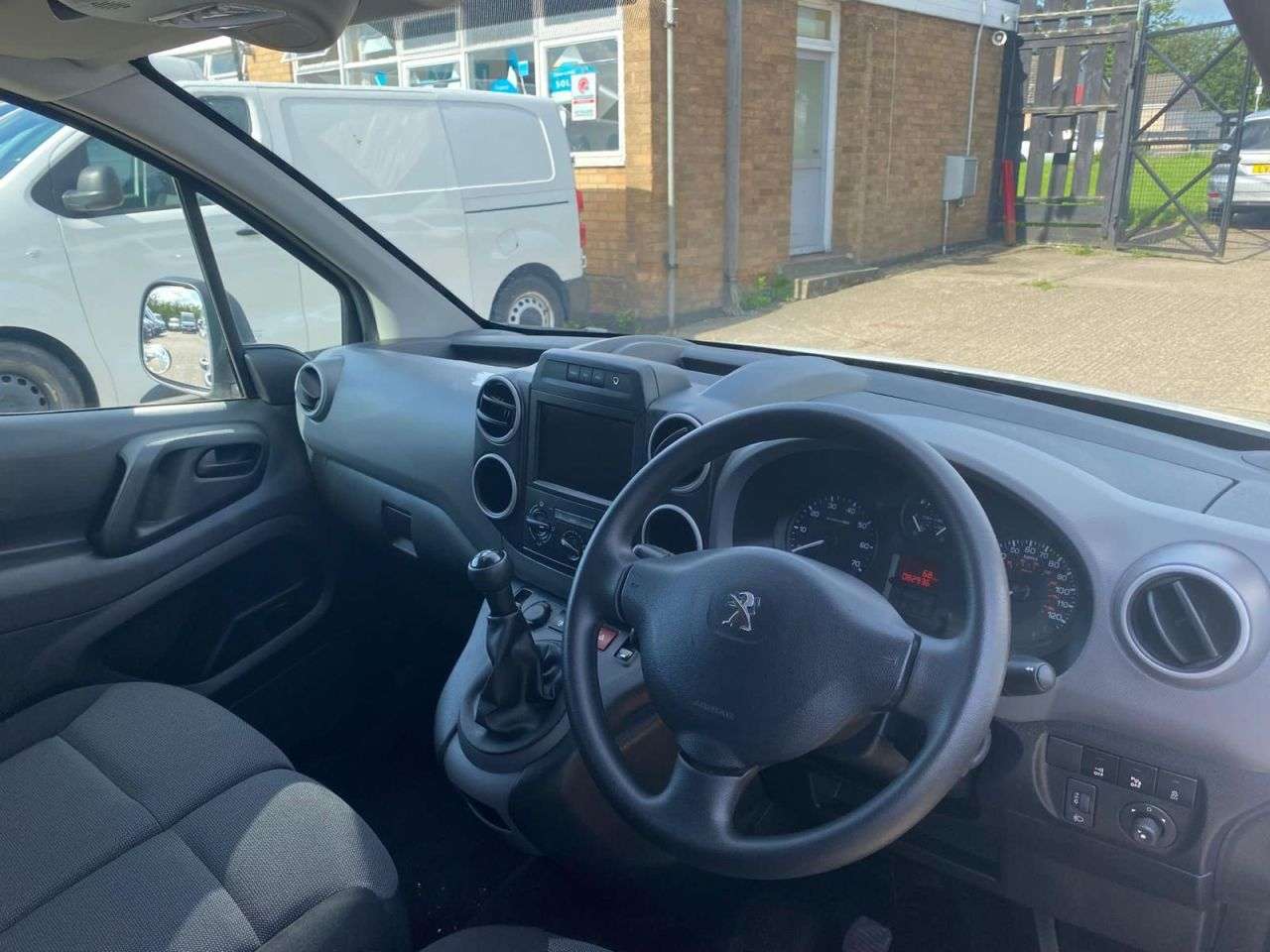 2018 PEUGEOT PARTNER 2018 PEUGEOT PARTNER