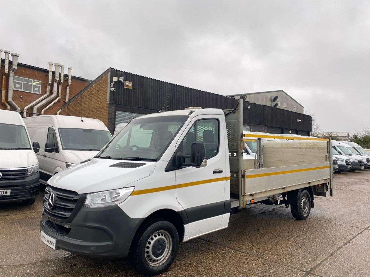 A 2020 MERCEDES-BENZ SPRINTER 2.1 316 CDI L3 RWD DROPSIDE PICK UP FLATBED TAIL LIFT 3.5T 161BHP. CAMERA. A 2020 MERCEDES-BENZ SPRINTER 2.1 316 CDI L3 RWD DROPSIDE PICK UP FLATBED TAIL LIFT 3.5T 161BHP. CAMERA.