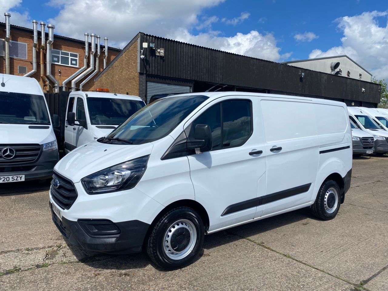 A 2019 FORD TRANSIT CUSTOM 2.0 TDCI T300 LEADER ECOBLUE L1 H1 SWB LOW ROOF. 105BHP. 67K MILES. FINANCE A 2019 FORD TRANSIT CUSTOM 2.0 TDCI T300 LEADER ECOBLUE L1 H1 SWB LOW ROOF. 105BHP. 67K MILES. FINANCE