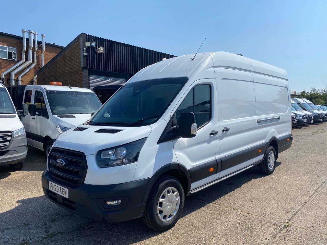 A 2023 FORD TRANSIT 2.0 TDCI T350 TREND ECOBLUE L4 H3 XLWB JUMBO H/ROOF RWD 130BHP. SENSORS. AC A 2023 FORD TRANSIT 2.0 TDCI T350 TREND ECOBLUE L4 H3 XLWB JUMBO H/ROOF RWD 130BHP. SENSORS. AC