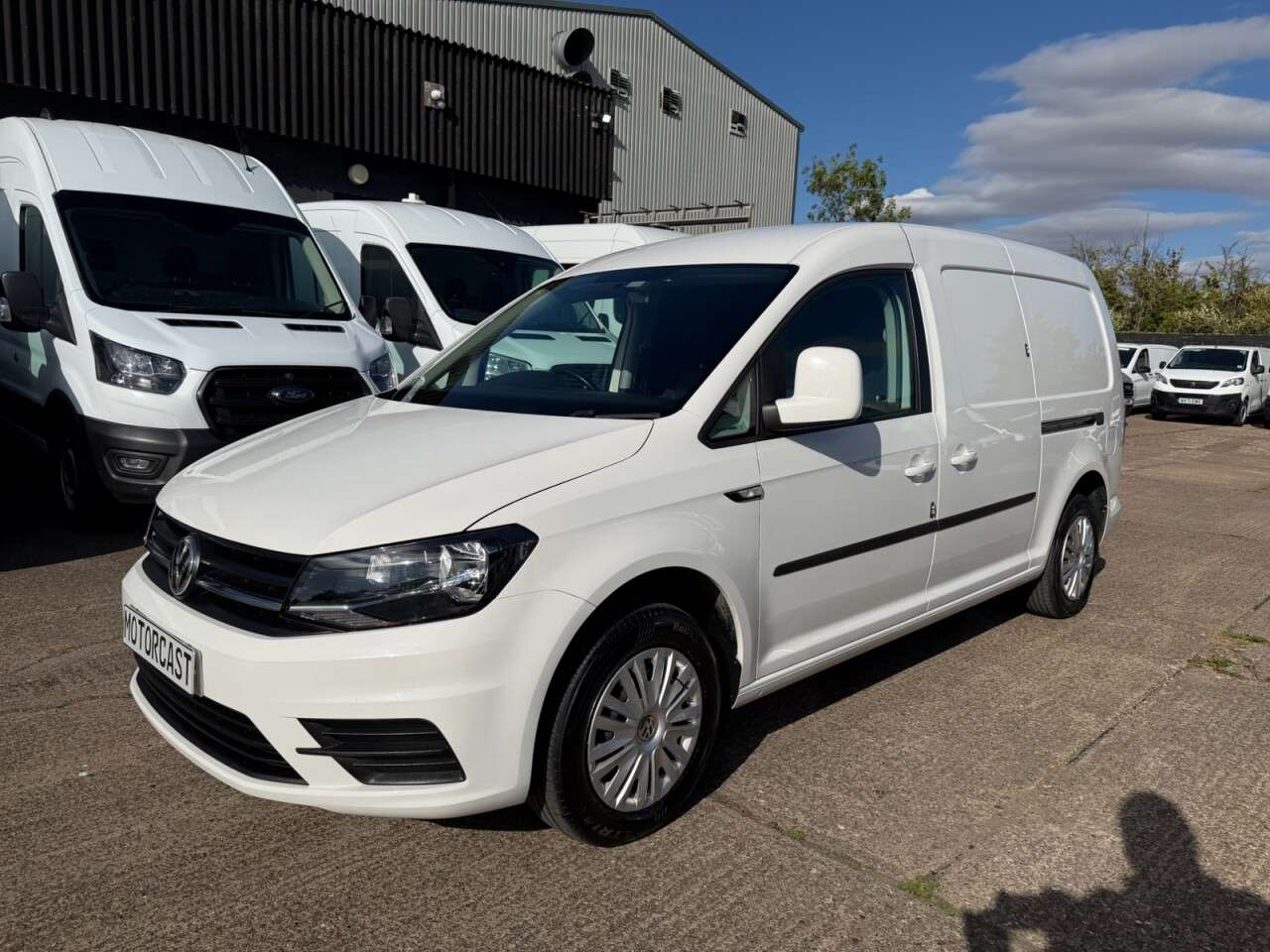 A 2018 VOLKSWAGEN CADDY MAXI 2.0 TDI C20 TRENDLINE LWB 100BHP. EURO 6 ULEZ. AIRCON. SENSORS. FINANCE. PX A 2018 VOLKSWAGEN CADDY MAXI 2.0 TDI C20 TRENDLINE LWB 100BHP. EURO 6 ULEZ. AIRCON. SENSORS. FINANCE. PX