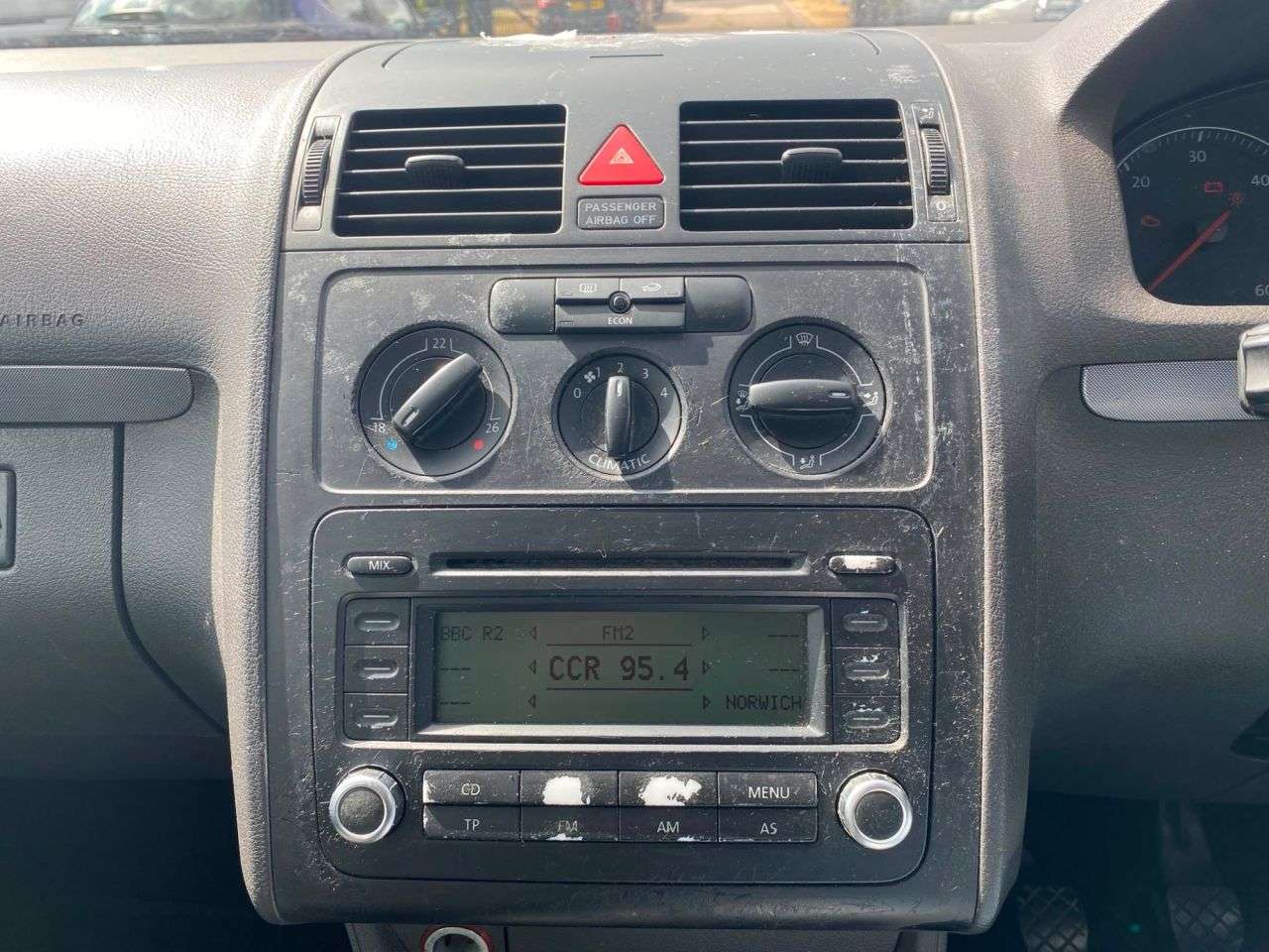 A 2006 VOLKSWAGEN TOURAN 1.9 TDI SE MPV 5DR DIESEL MANUAL 105BHP. 7 SEATER. AIRCON. 146K MLS. PX. A 2006 VOLKSWAGEN TOURAN 1.9 TDI SE MPV 5DR DIESEL MANUAL 105BHP. 7 SEATER. AIRCON. 146K MLS. PX.
