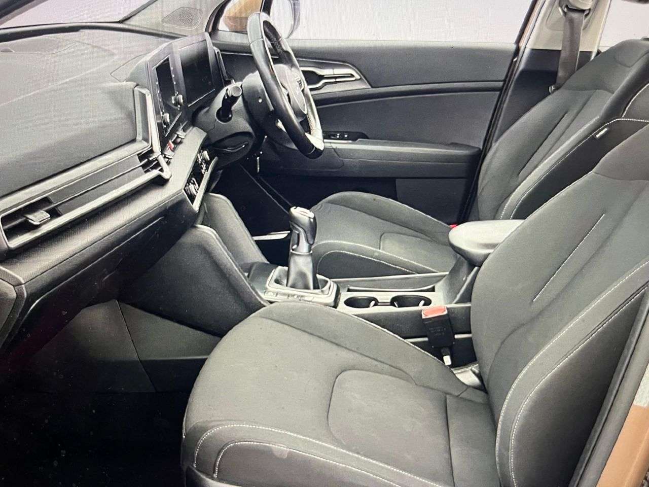 A 2022 KIA SPORTAGE 1.6 CRDI ISG 2 SUV 5DR DIESEL EURO 6 115BHP. AC. CAMERA. FSH. 1 OWNER. FINA A 2022 KIA SPORTAGE 1.6 CRDI ISG 2 SUV 5DR DIESEL EURO 6 115BHP. AC. CAMERA. FSH. 1 OWNER. FINA
