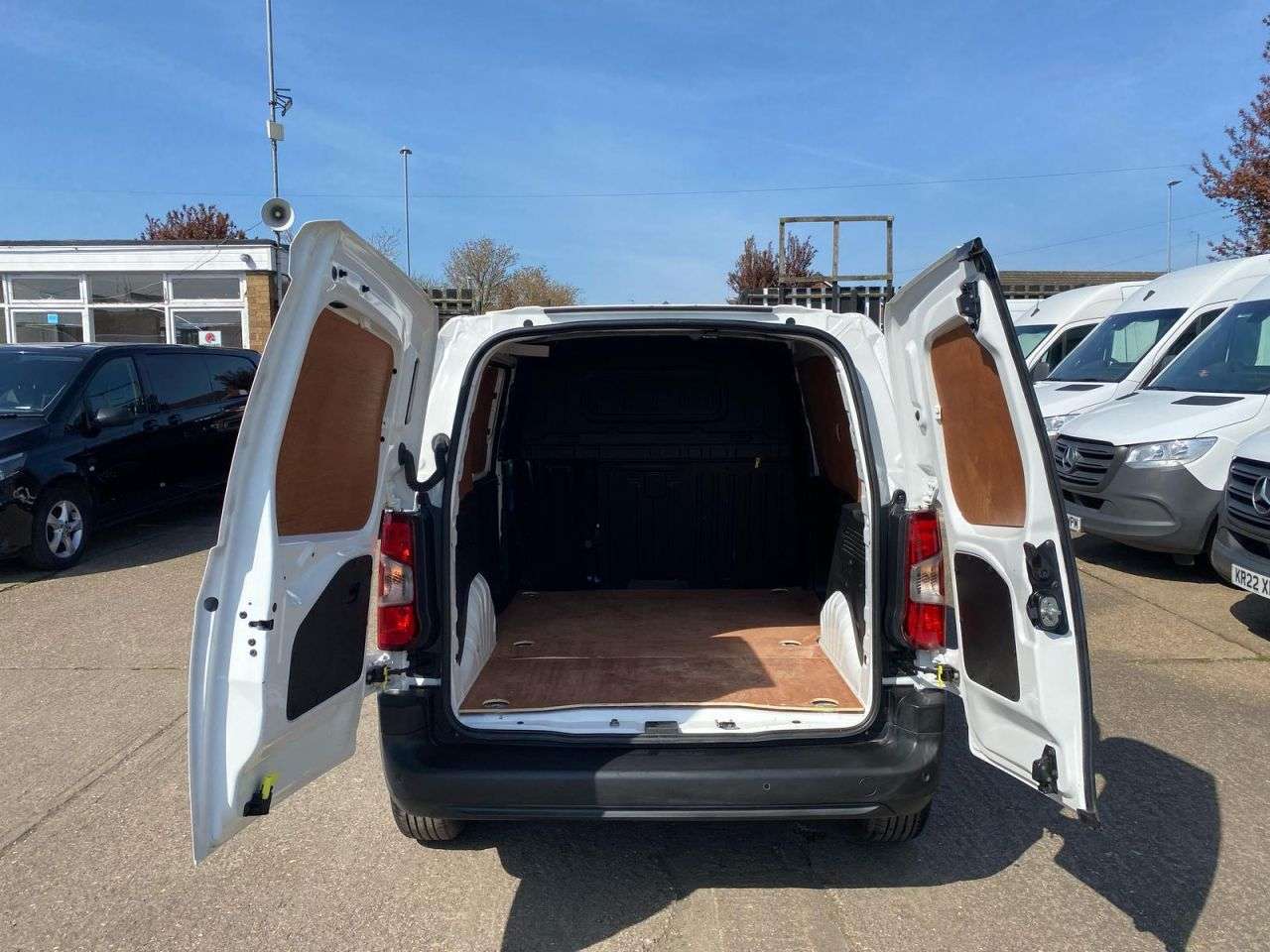 2023 PEUGEOT PARTNER 2023 PEUGEOT PARTNER