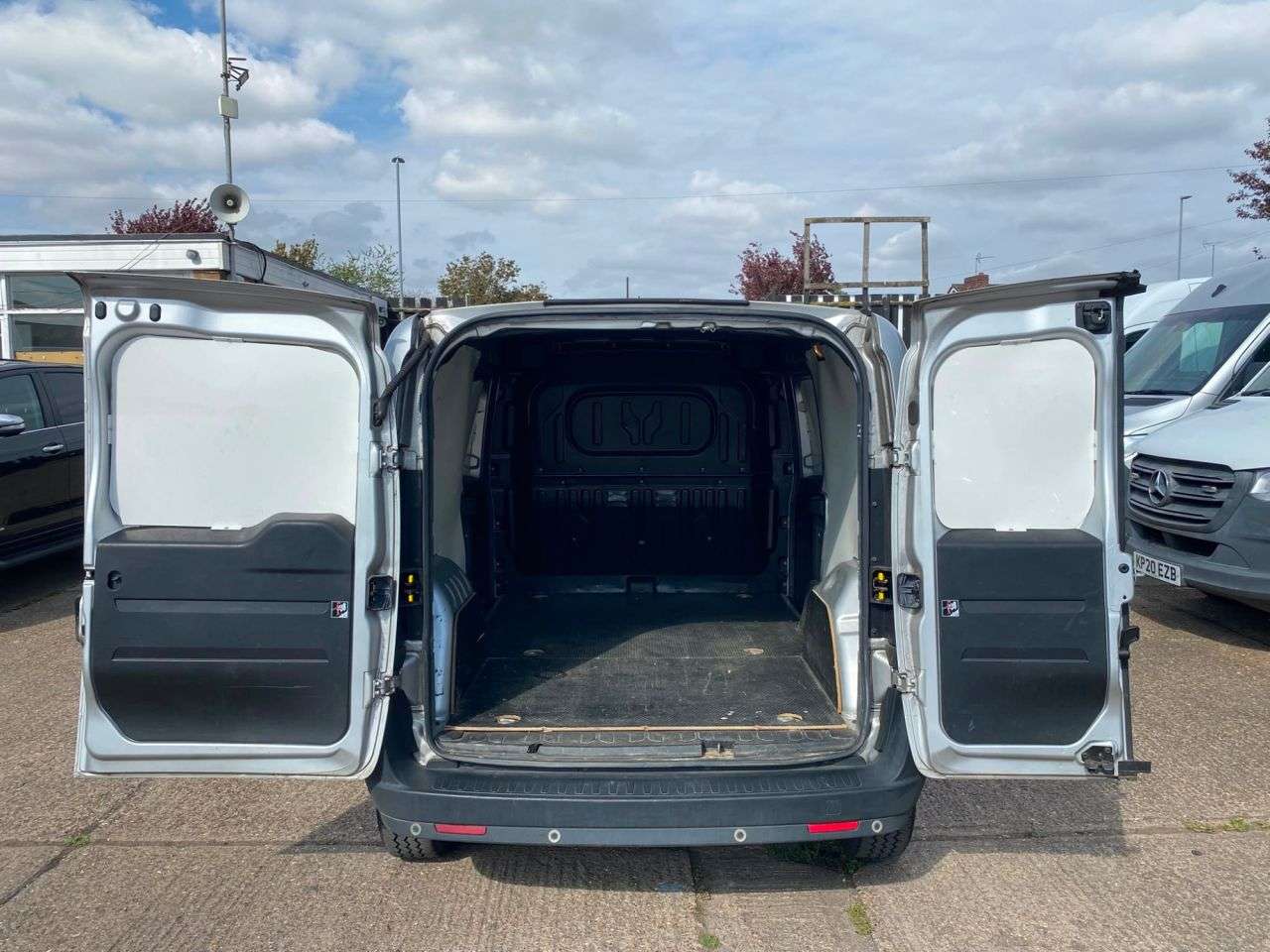 2017 VAUXHALL COMBO 2017 VAUXHALL COMBO