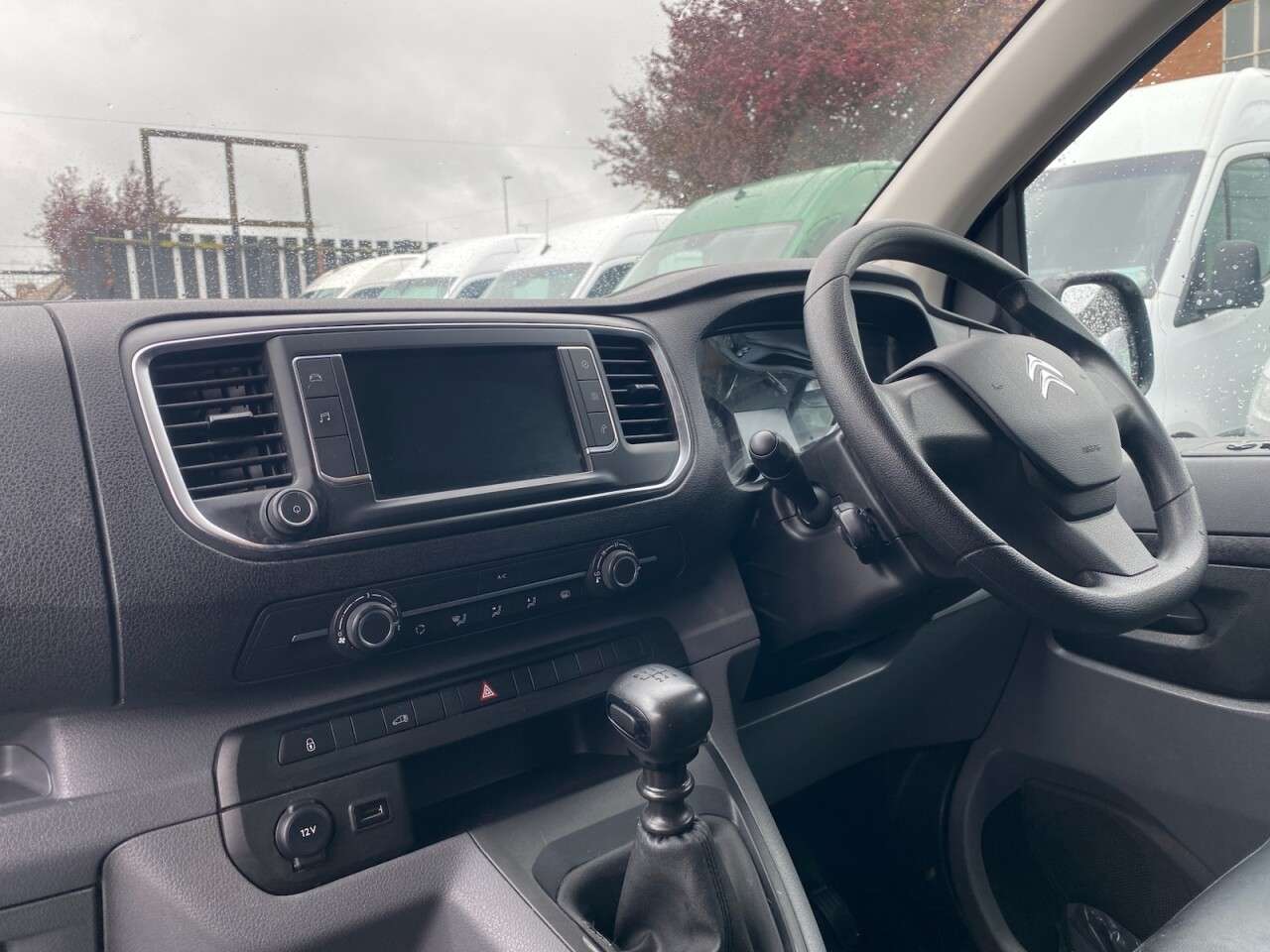 A 2021 CITROEN DISPATCH 1.5 BLUE HDI 1200 ENTERPRISE XL L3 LWB 100BHP. ROOF RACK. LOW 21K MLS. FINA A 2021 CITROEN DISPATCH 1.5 BLUE HDI 1200 ENTERPRISE XL L3 LWB 100BHP. ROOF RACK. LOW 21K MLS. FINA