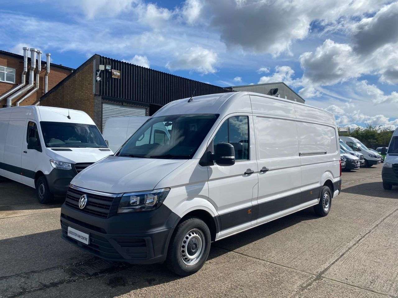 A 2022 VOLKSWAGEN CRAFTER 2.0 TDI CR35 TRENDLINE LWB H/ROOF FWD 140BHP. EURO 6 ULEZ. AIRCON. FINANCE. A 2022 VOLKSWAGEN CRAFTER 2.0 TDI CR35 TRENDLINE LWB H/ROOF FWD 140BHP. EURO 6 ULEZ. AIRCON. FINANCE.