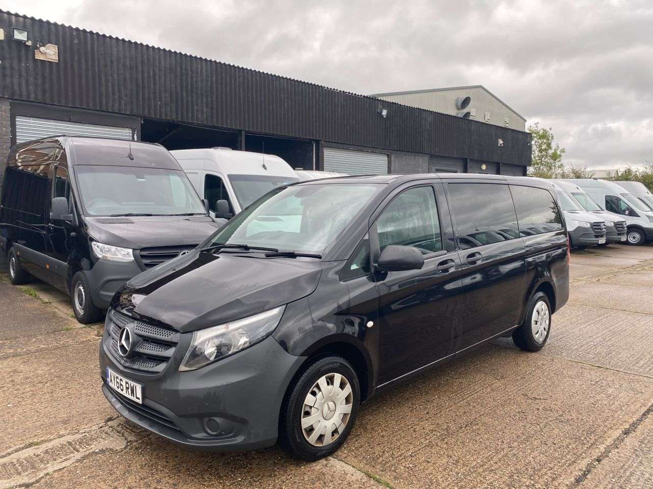 A 2016 MERCEDES-BENZ VITO 2.1 114 CDI BLUETEC PRO TOURER DOUBLE CAB RWD L2 LWB 135BHP. 9X SEATER. AC. A 2016 MERCEDES-BENZ VITO 2.1 114 CDI BLUETEC PRO TOURER DOUBLE CAB RWD L2 LWB 135BHP. 9X SEATER. AC.