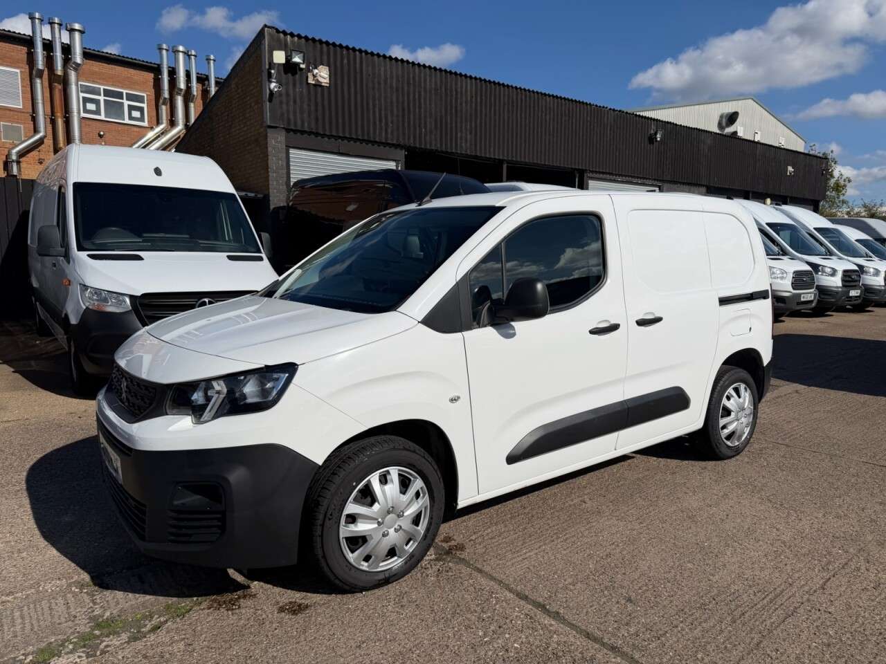 A 2020 PEUGEOT PARTNER 1.5 BLUE HDI PROFESSIONAL SWB 100BHP. LOW 77K MLS. AIRCON. FINANCE. 1 OWNER A 2020 PEUGEOT PARTNER 1.5 BLUE HDI PROFESSIONAL SWB 100BHP. LOW 77K MLS. AIRCON. FINANCE. 1 OWNER