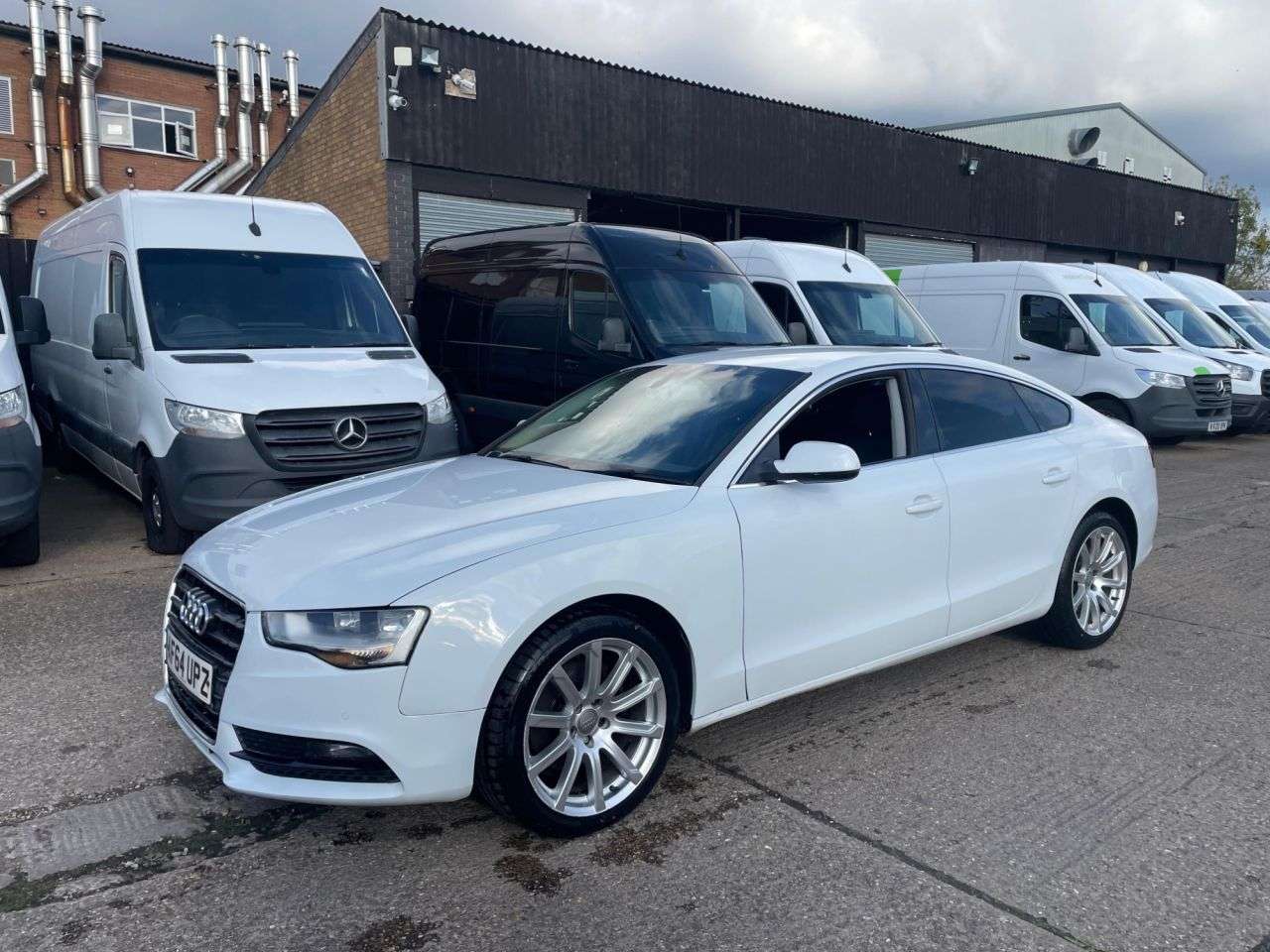 A 2014 AUDI A5 2.0 TDI SE TECKNIK SPORTBACK 5DR MULTI TRONIC DIESEL 175BHP. AC. SENSORS. P A 2014 AUDI A5 2.0 TDI SE TECKNIK SPORTBACK 5DR MULTI TRONIC DIESEL 175BHP. AC. SENSORS. P