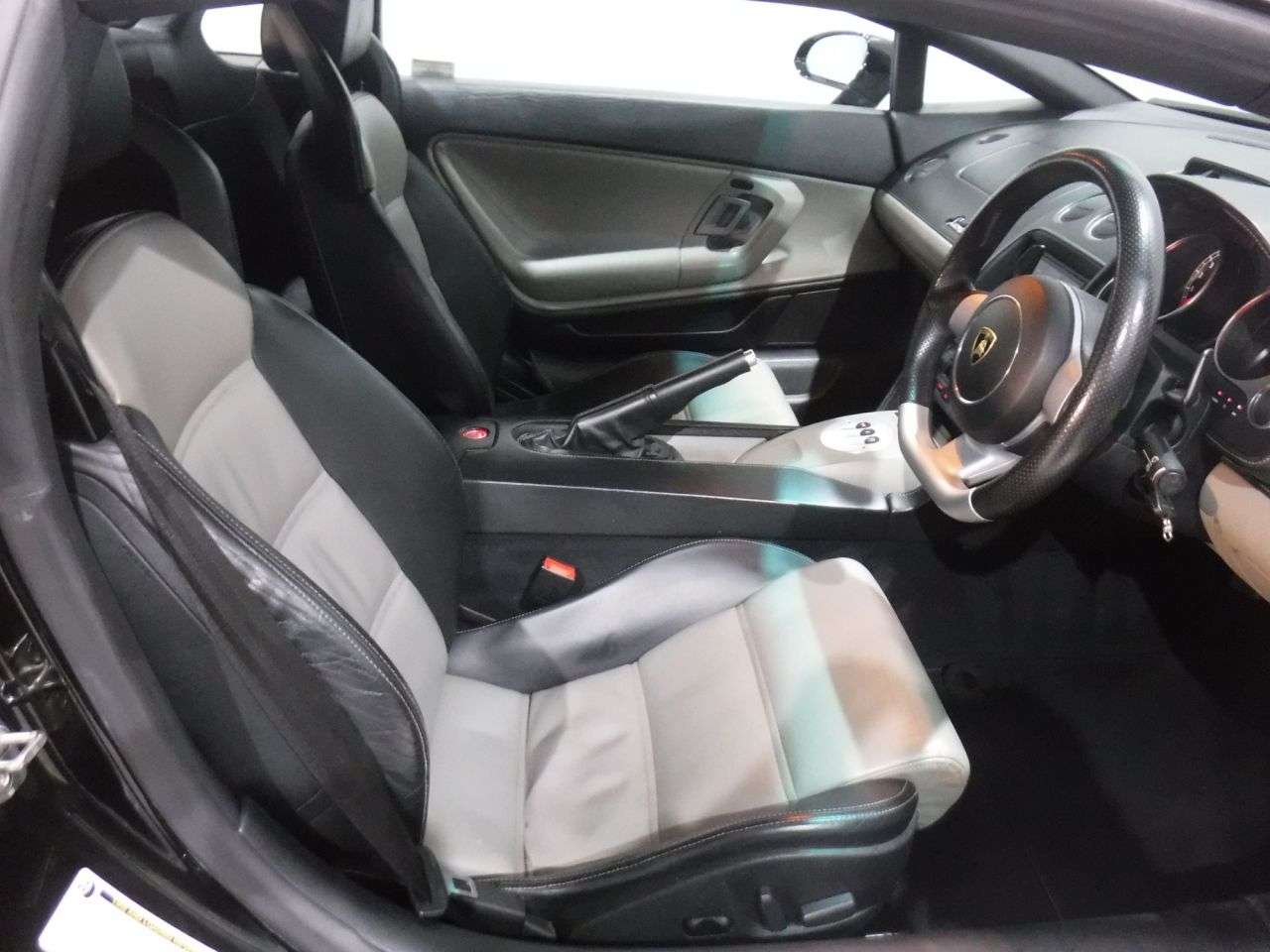 A 2007 LAMBORGHINI GALLARDO V10 COUPE A 2007 LAMBORGHINI GALLARDO V10 COUPE