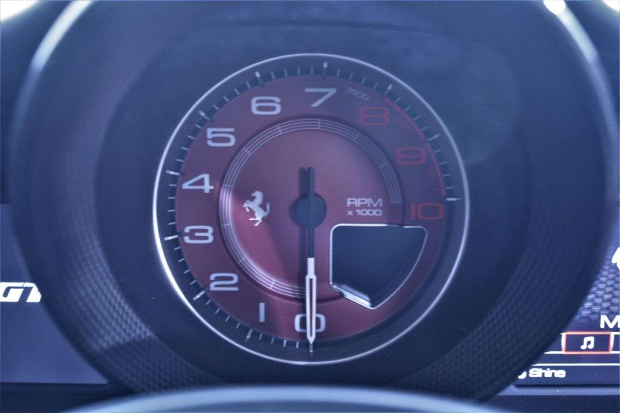 2016 FERRARI 488 2016 FERRARI 488