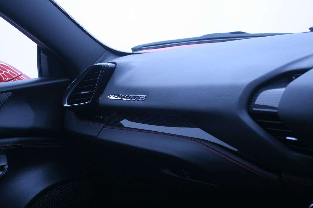 2016 FERRARI 488 2016 FERRARI 488