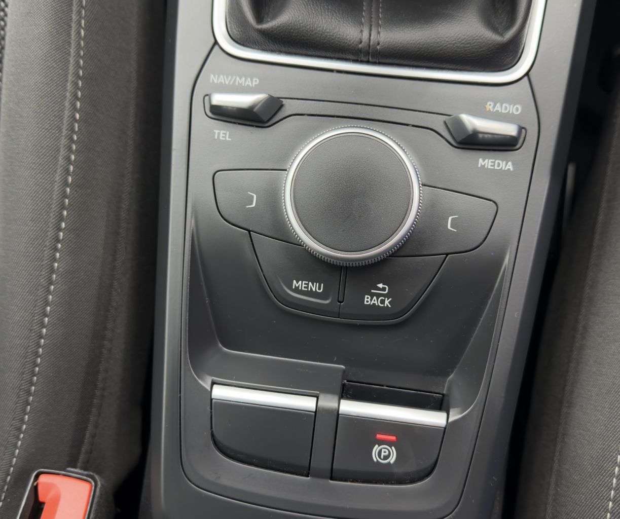 2017 AUDI Q2 2017 AUDI Q2