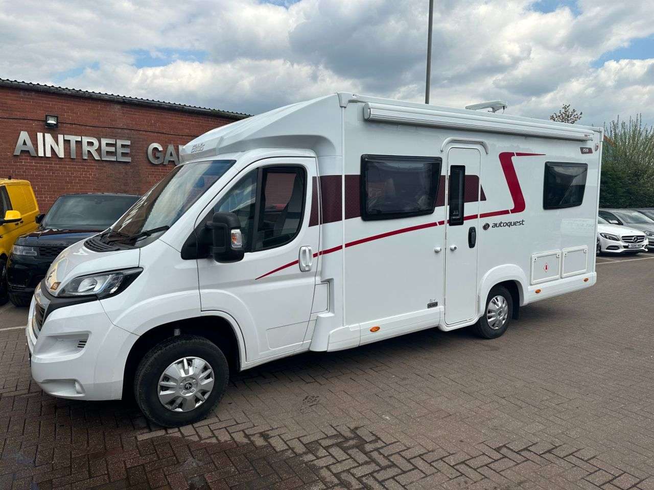 A 2022 PEUGEOT BOXER BLUEHDI 335 L2S TLL A 2022 PEUGEOT BOXER BLUEHDI 335 L2S TLL