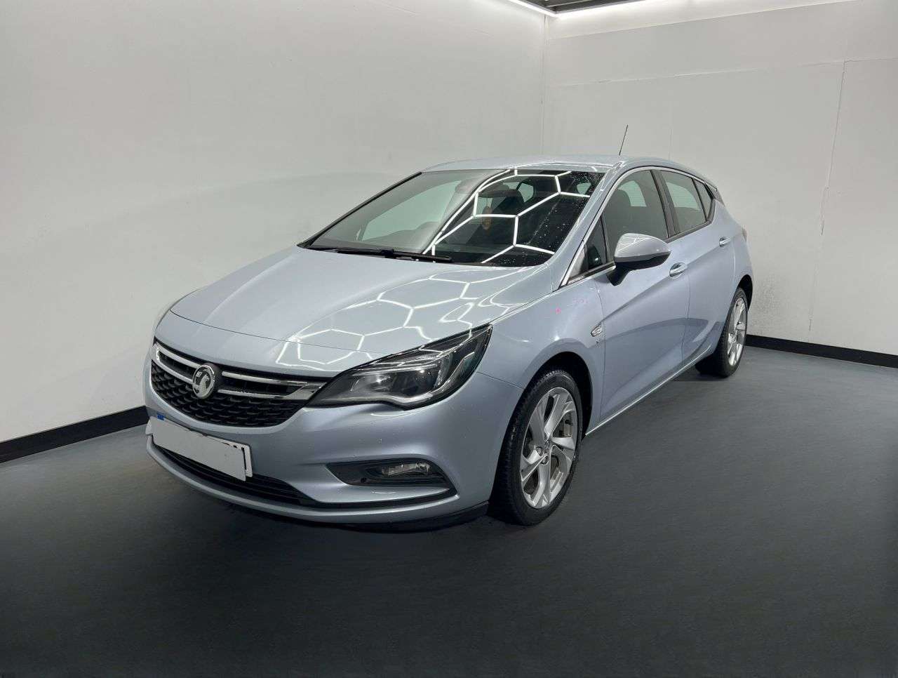 A 2016 VAUXHALL ASTRA SRI A 2016 VAUXHALL ASTRA SRI