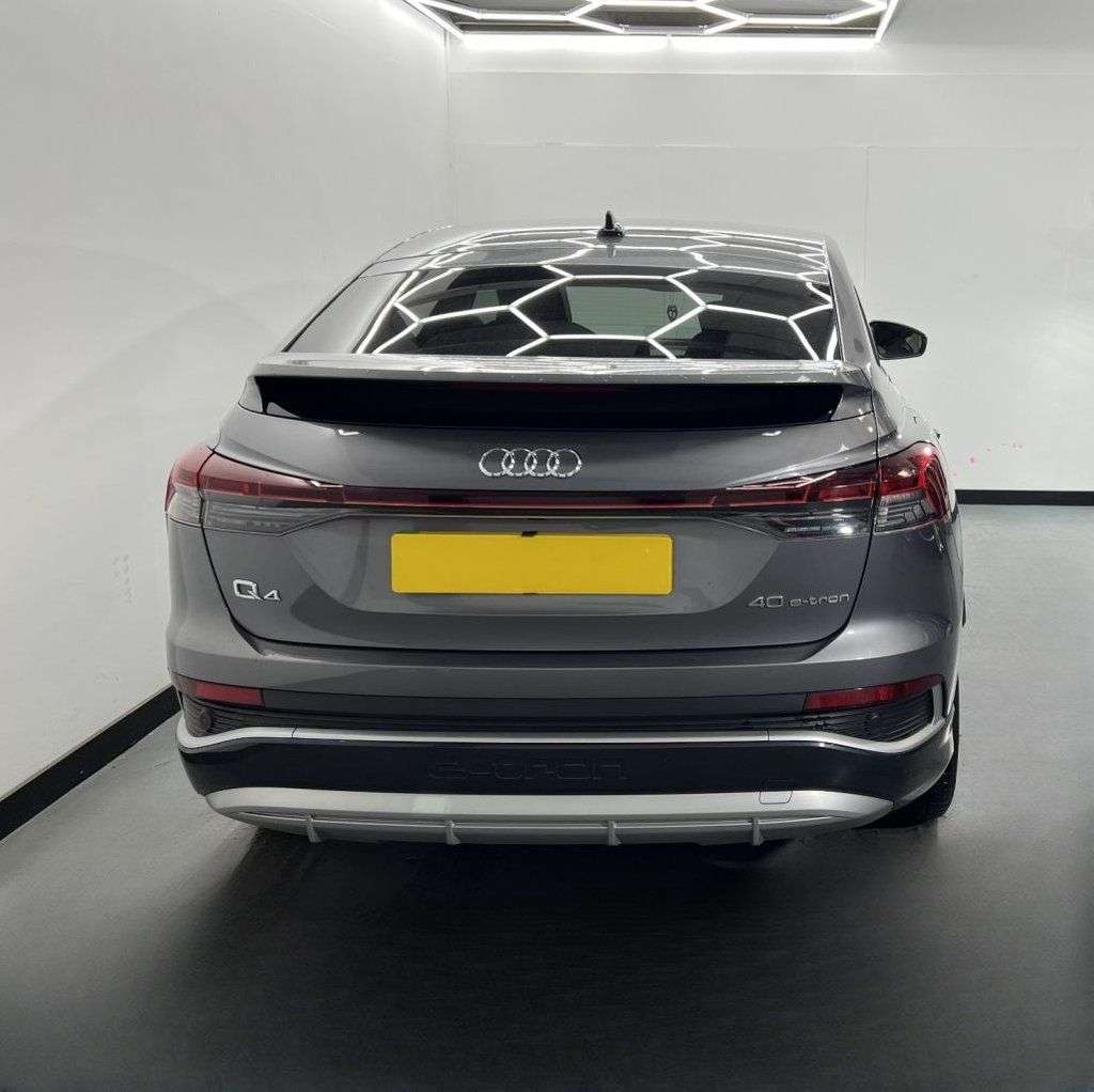 2021 AUDI Q4 E-TRON 2021 AUDI Q4 E-TRON