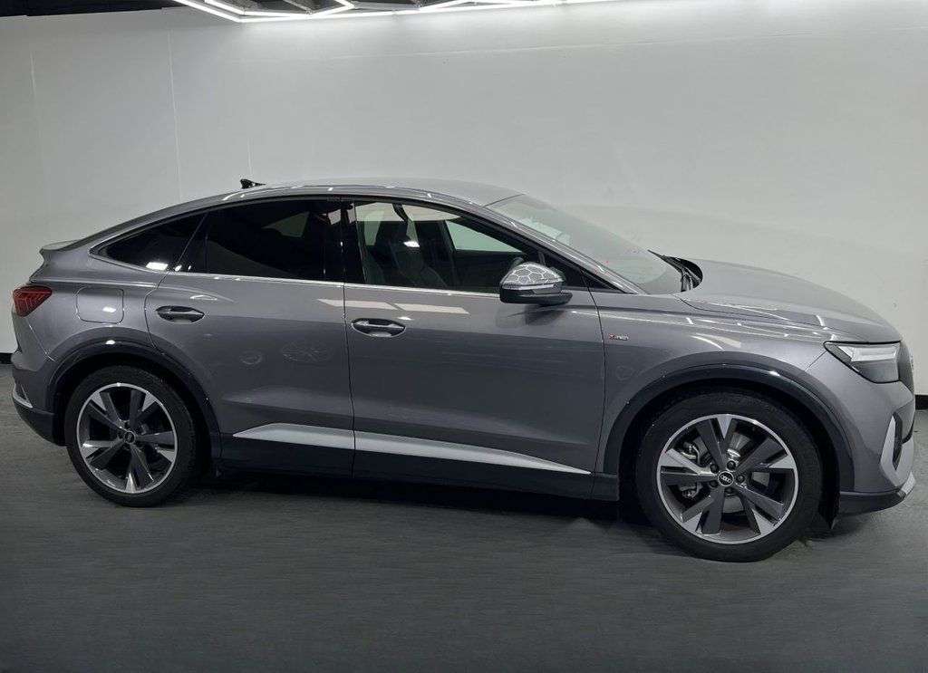 2021 AUDI Q4 E-TRON 2021 AUDI Q4 E-TRON