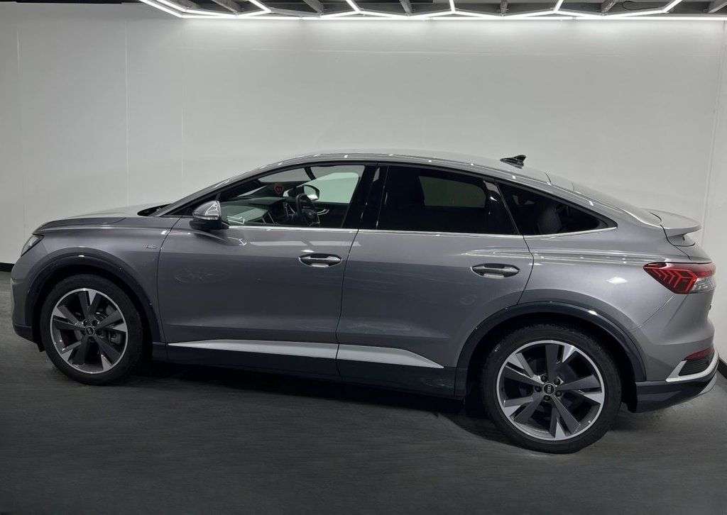 2021 AUDI Q4 E-TRON 2021 AUDI Q4 E-TRON
