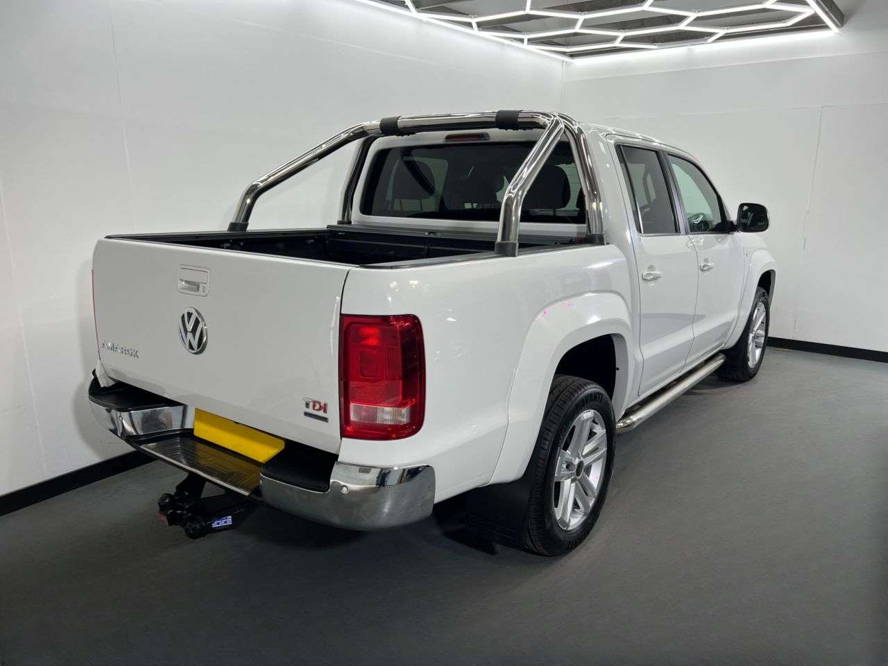 A 2017 VOLKSWAGEN AMAROK 2.0 DC TDI HIGHLINE 4MOTION 180 BHP A 2017 VOLKSWAGEN AMAROK 2.0 DC TDI HIGHLINE 4MOTION 180 BHP