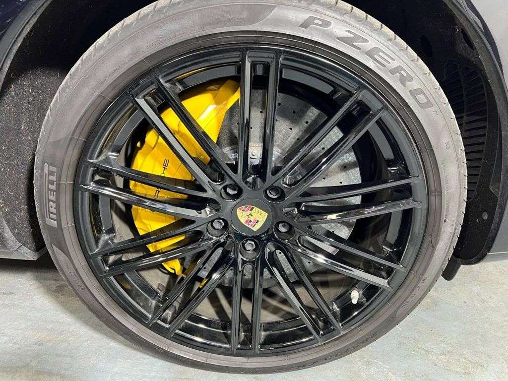 2020 PORSCHE CAYENNE 2020 PORSCHE CAYENNE