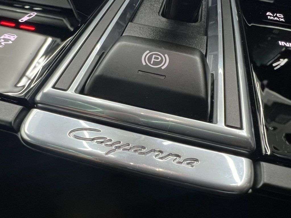 2020 PORSCHE CAYENNE 2020 PORSCHE CAYENNE