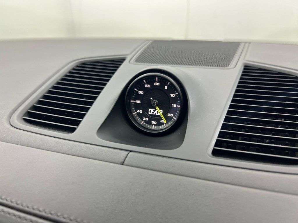 2020 PORSCHE CAYENNE 2020 PORSCHE CAYENNE