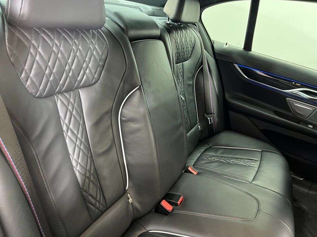 2021 BMW 7 SERIES 2021 BMW 7 SERIES