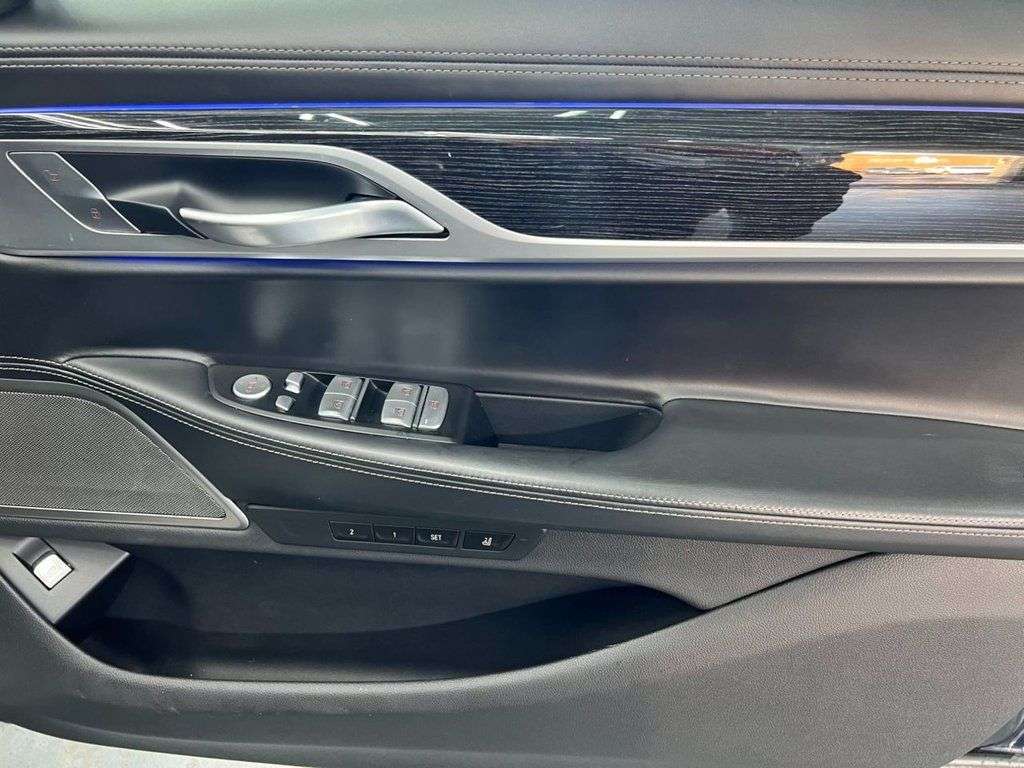 2021 BMW 7 SERIES 2021 BMW 7 SERIES