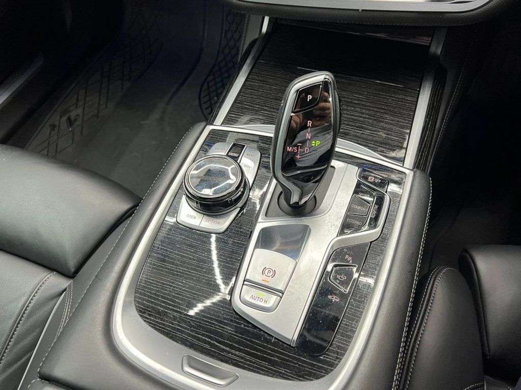 2021 BMW 7 SERIES 2021 BMW 7 SERIES