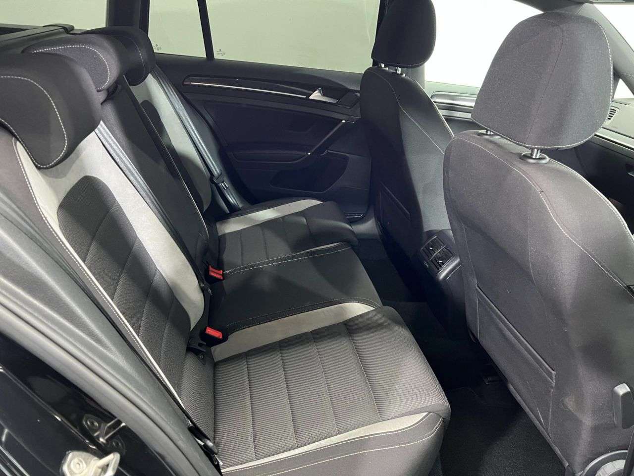 2016 VOLKSWAGEN GOLF 2016 VOLKSWAGEN GOLF