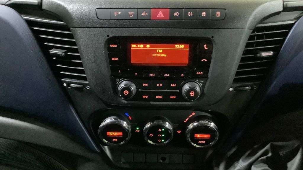 2017 IVECO DAILY 2017 IVECO DAILY