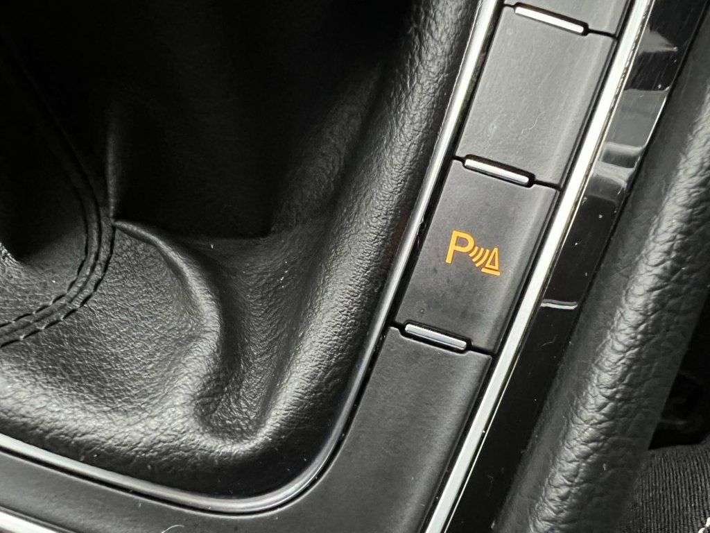 2013 VOLKSWAGEN GOLF 2013 VOLKSWAGEN GOLF