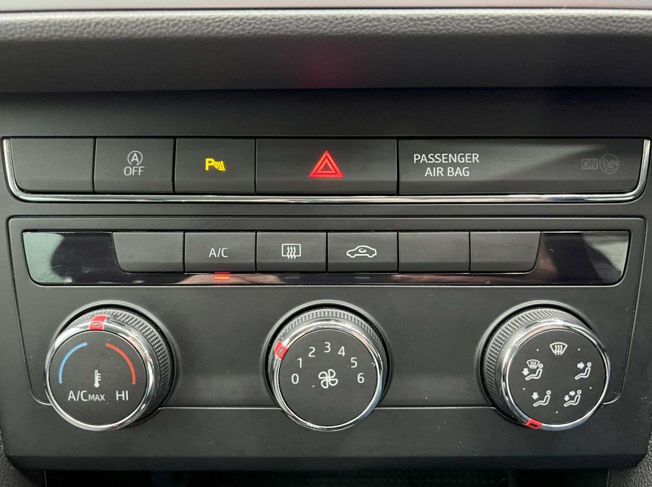 2019 SEAT LEON 2019 SEAT LEON