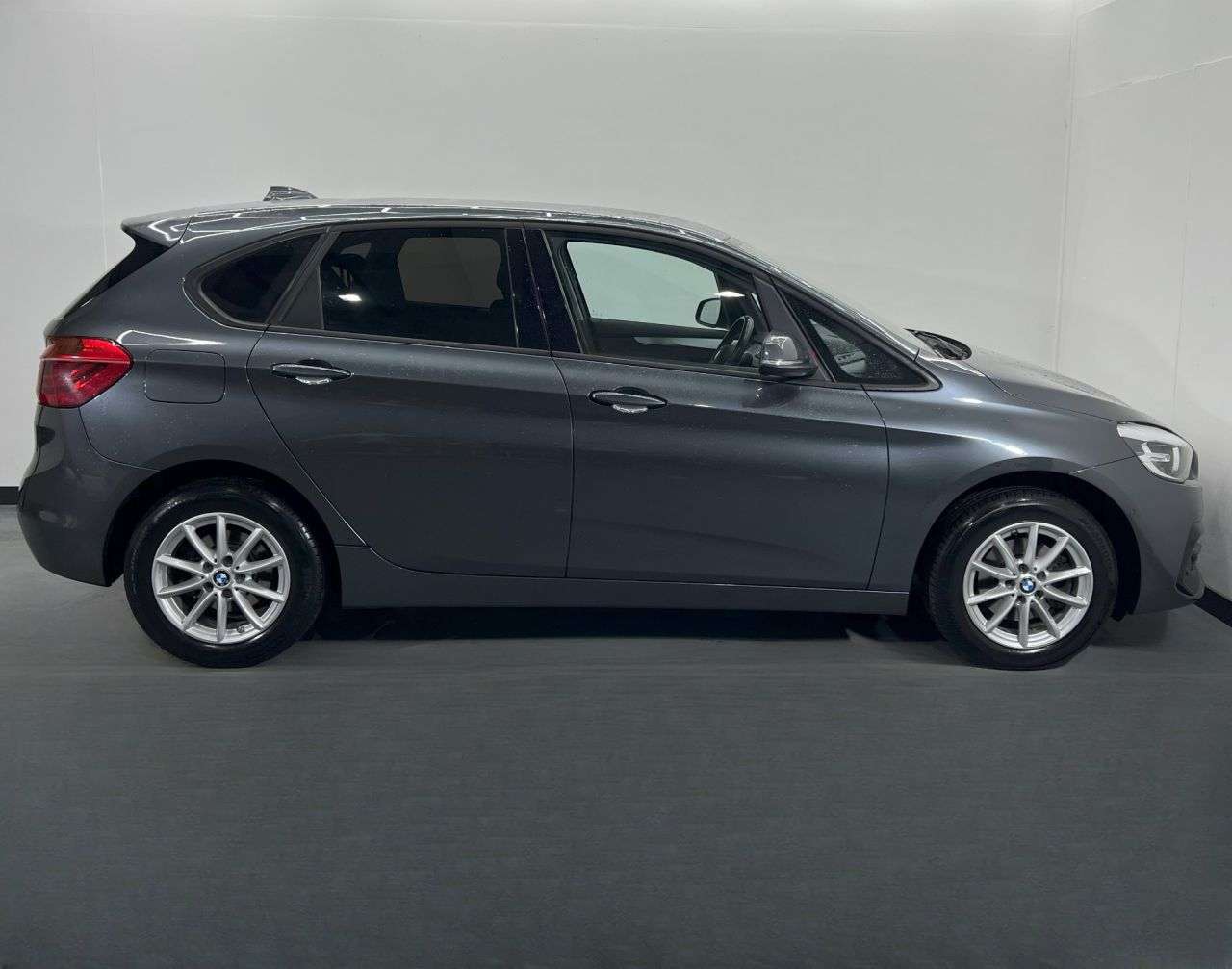 A 2018 BMW 2 SERIES 216D SE ACTIVE TOURER A 2018 BMW 2 SERIES 216D SE ACTIVE TOURER